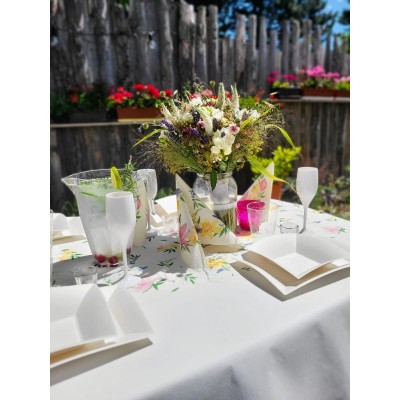 Servítky Laura lúčne kvety, netkaná textília, 40x40cm