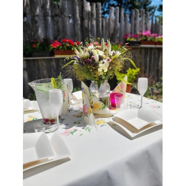 Servítky Laura lúčne kvety, netkaná textília, 40x40cm